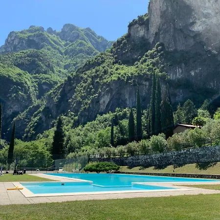 Sky&pool Dom Riva del Garda